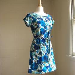 Blue Floral Print Shift Dress